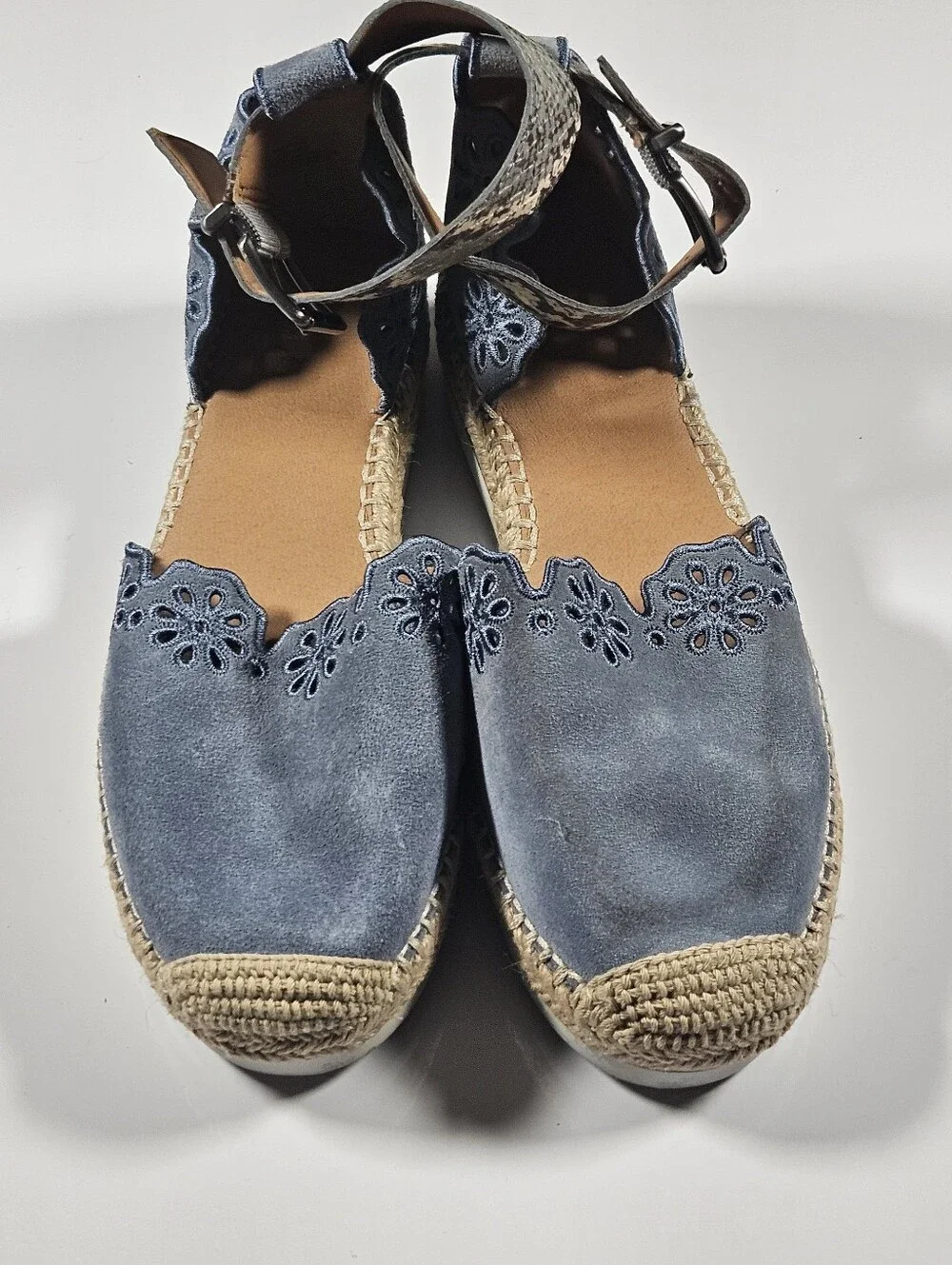 Crown Vintage Women’s Blue Suede Espadrille Flats with Ankle Strap Size 9